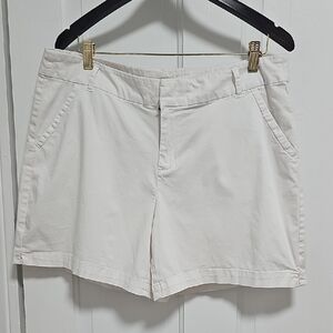 Madison Cream Women's Bermudas